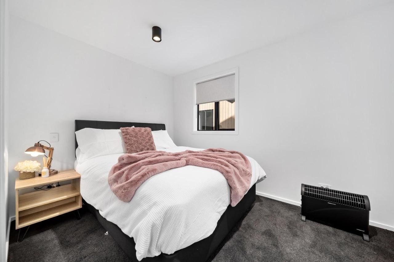 2 Bed 2 Bathroom Brand New Paradise 8 Mins To Cbd Queenstown Ngoại thất bức ảnh